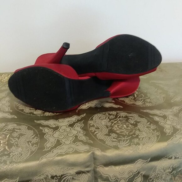 Fancy Dress Women's Nine West Red Heels - Size 8M - Picture 12 of 14